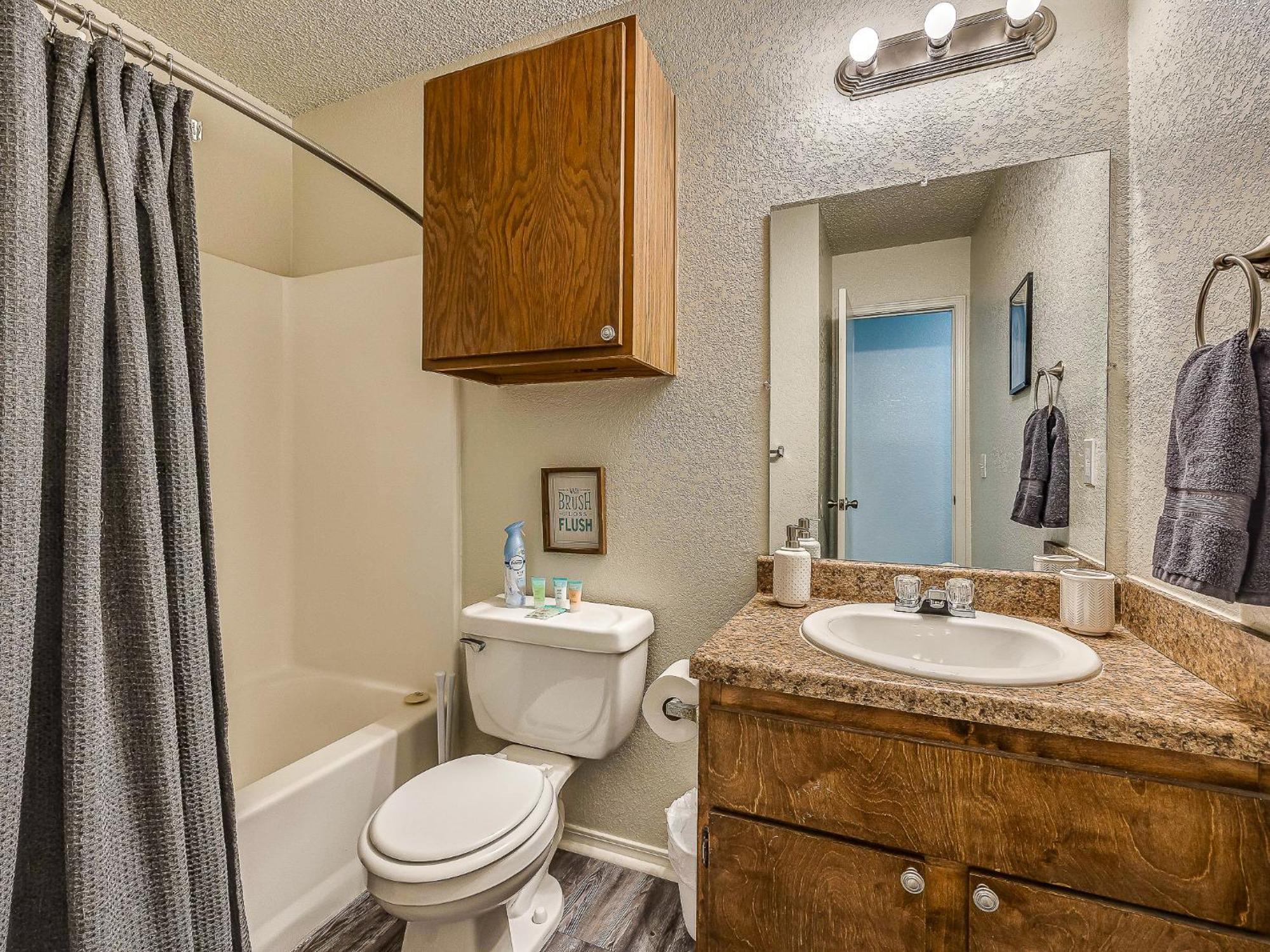 Ou Sooner, Pool & Gym, Bbq, Netflix, 100Mb Internet, Lg Washer & Dryer, Close To Ou! Norman Dış mekan fotoğraf